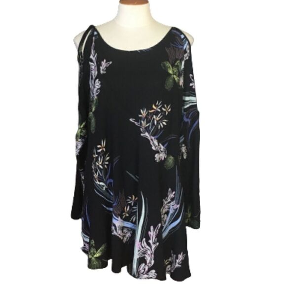 Free People Clear Skies Cold Shoulder Tunic XS - Picture 3 of 7